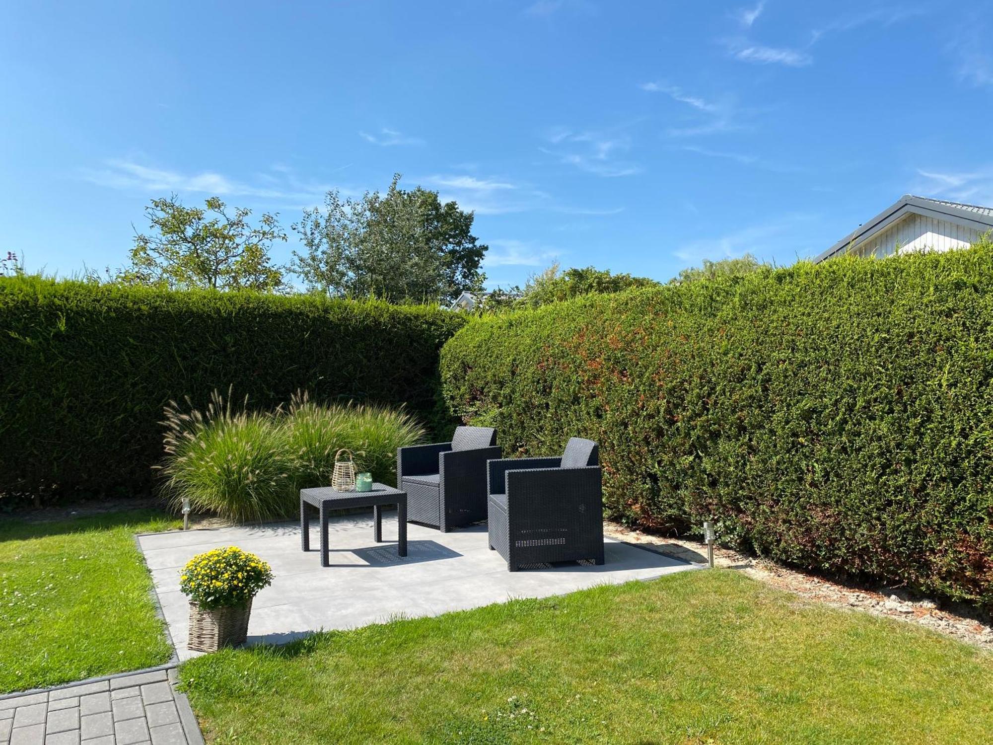 Bungalow Scheldezicht In Zeeland Dicht Bij Zee Scherpenisse Exterior foto